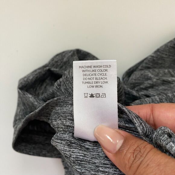 Member's Mark Soft‎ T Shirt Women's V-neck Gray Size XL Stretch Short Sleeve - Picture 4 of 9